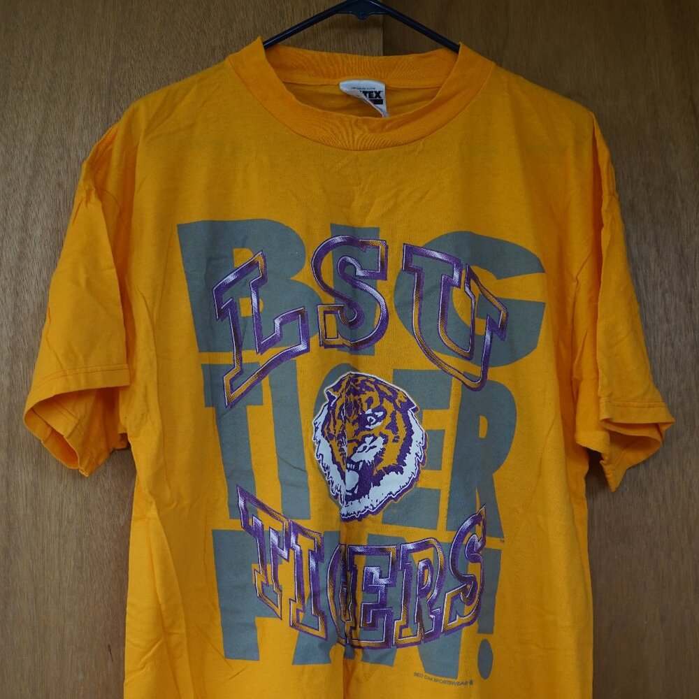 Vintage Tultex Cotton Pre-Shrunk LSU Tigers Men's XL T-Shirt